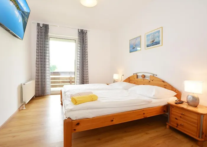 Sonniges Mit Balkon In Ruhelage