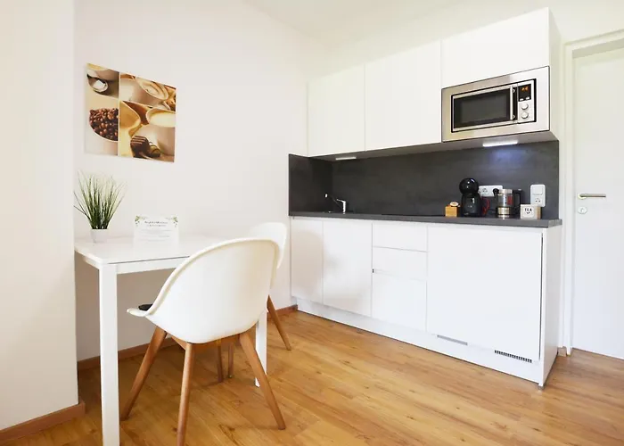 Sonniges Mit Balkon In Ruhelage *